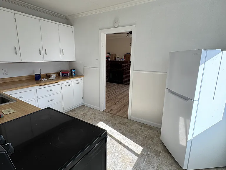 574 Conger Ave — Photo 4