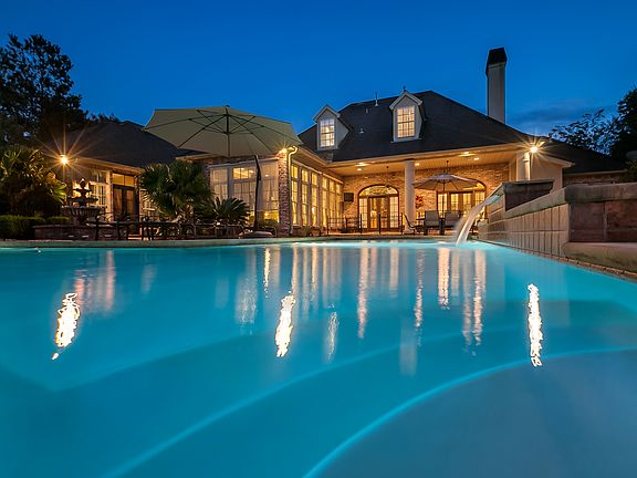 Pool looking to house