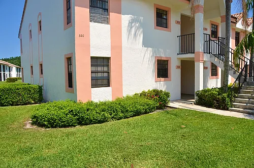 320 Norwood Ter #113 Photo 1