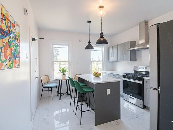 2nd image of 93 21st St #1