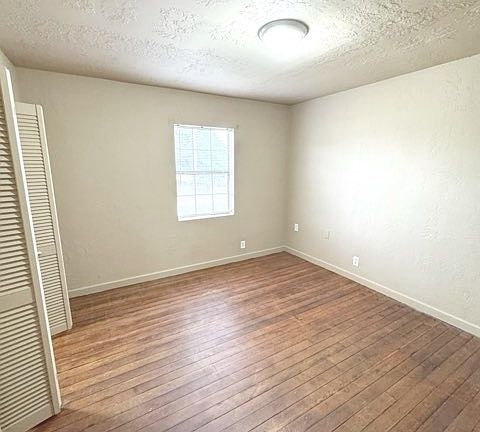 5th image of 115 9th Ave #2