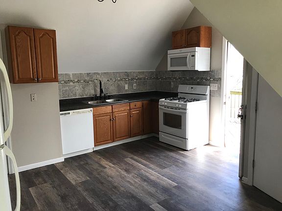 5th image of 908 Wheeler St #2