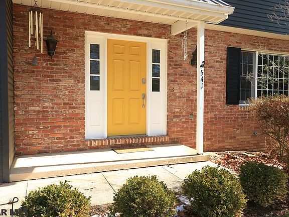 5th image of 541 Brittany Dr