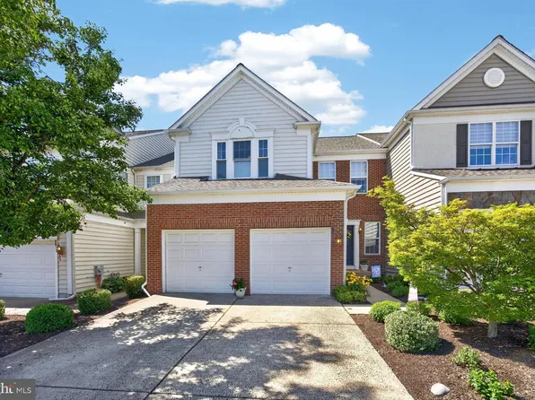 25 Berman Ct, Phoenixville, PA 19460