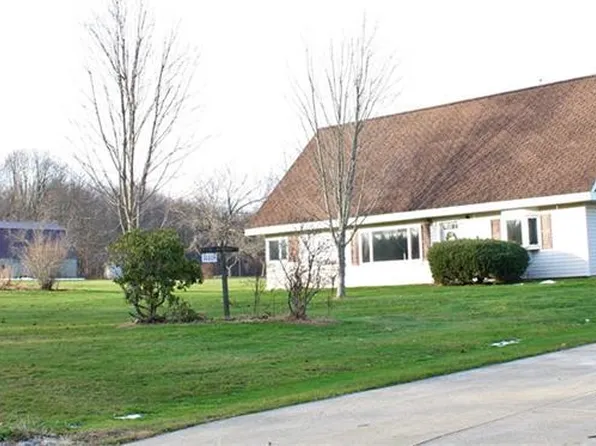 14408 Locke Rd, Conneautville, PA 16406