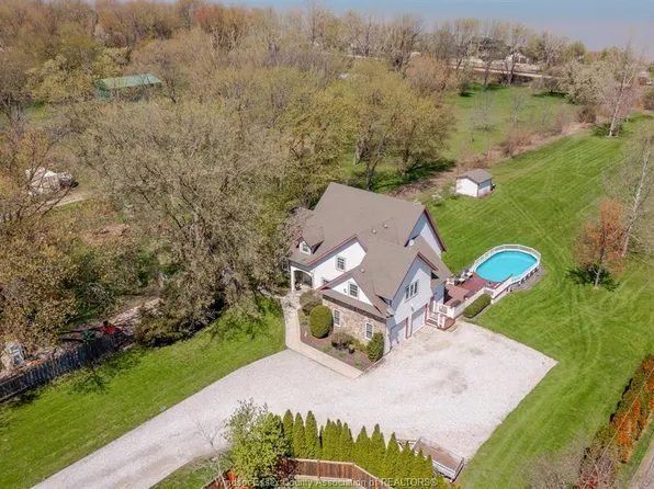1332 County Road 22, Lakeshore, ON N8L 0H6
