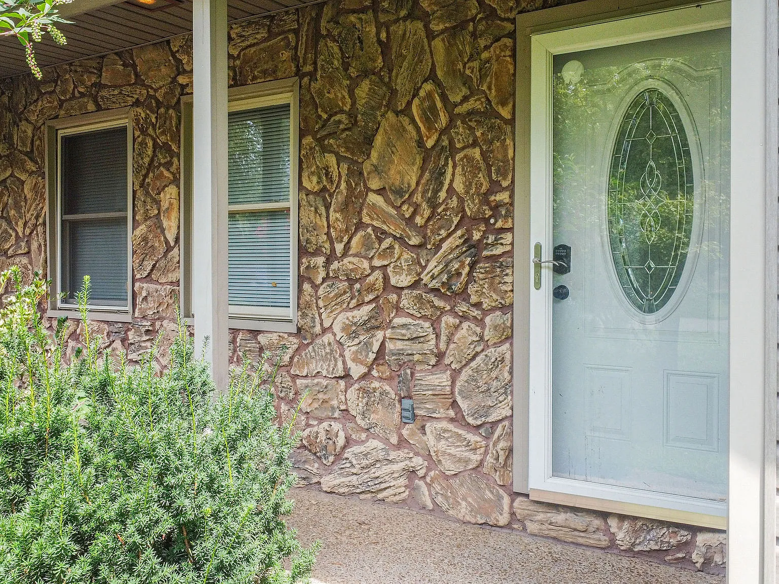 3 bed, 1500 sqft, $3,900 — Photo 3