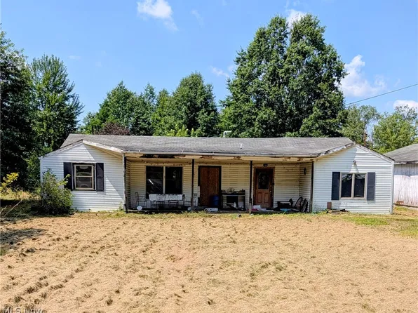 344 2nd St, Lake Milton, OH 44429