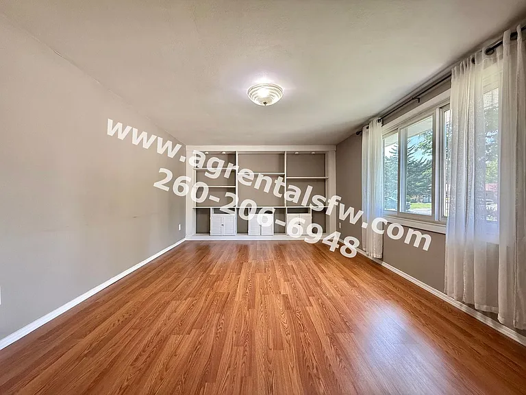 822 Lemonwood Ct — Photo 2