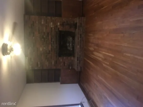 181 E College St, College St, OH 45674
