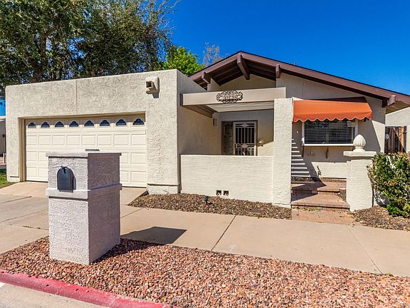 2nd image of 3028 W Lupine Ave