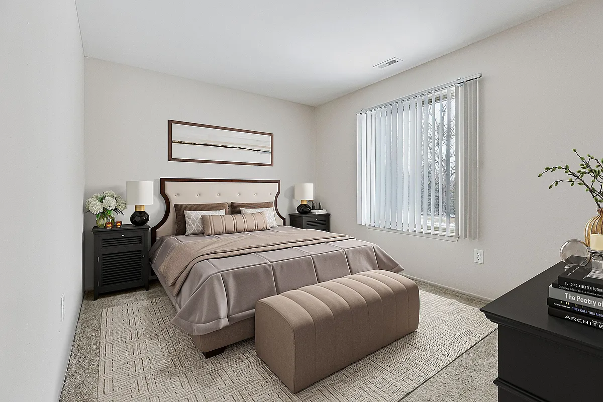Bedroom - Clinton Manor Apartments