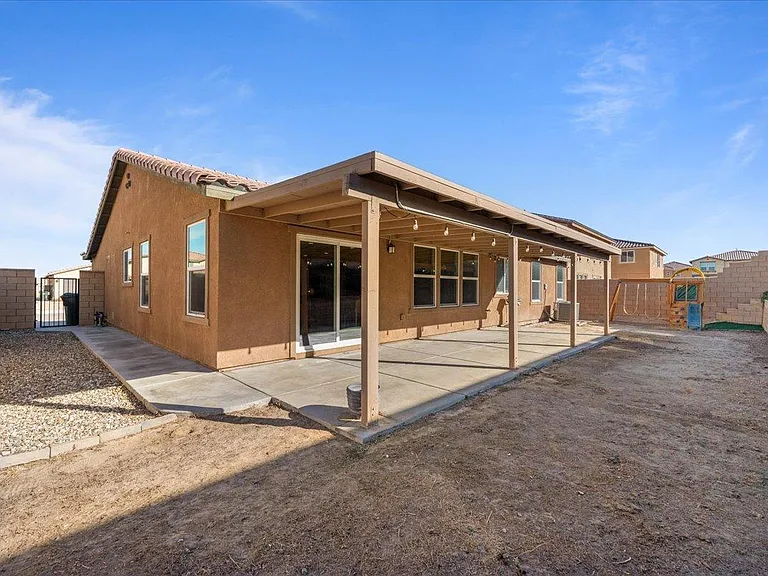14373 Lorado Way — Photo 16