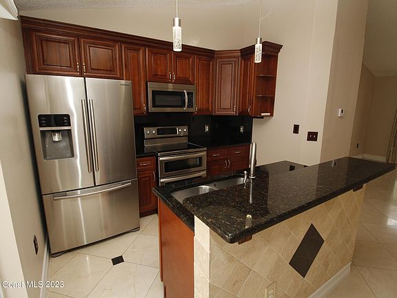 4th image of 2729 Maderia Cir
