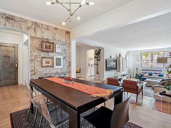 5th image of 180 W 93rd St APT 2E