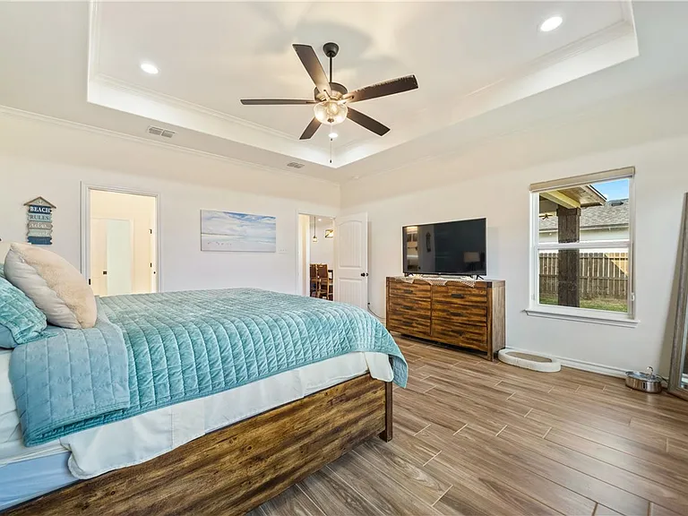 11526 S Creek Dr — Photo 13