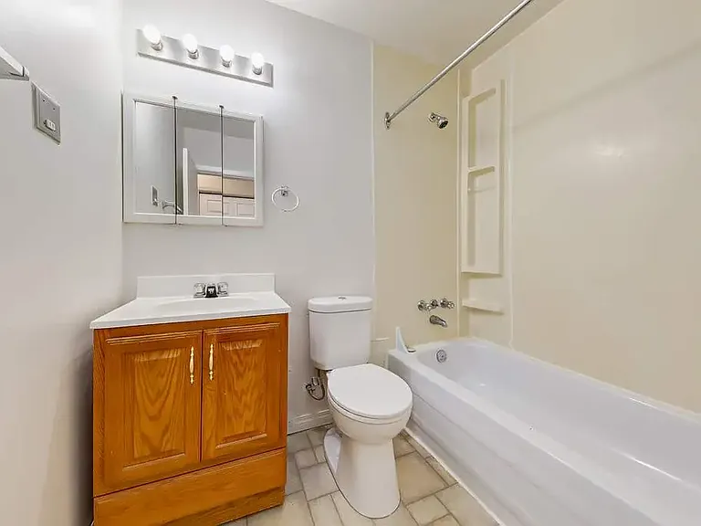 4514 48th Ave #12 — Photo 5