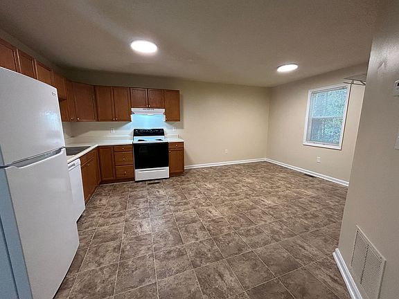 4th image of 1804 Cedar Shoals Dr #A02e02540