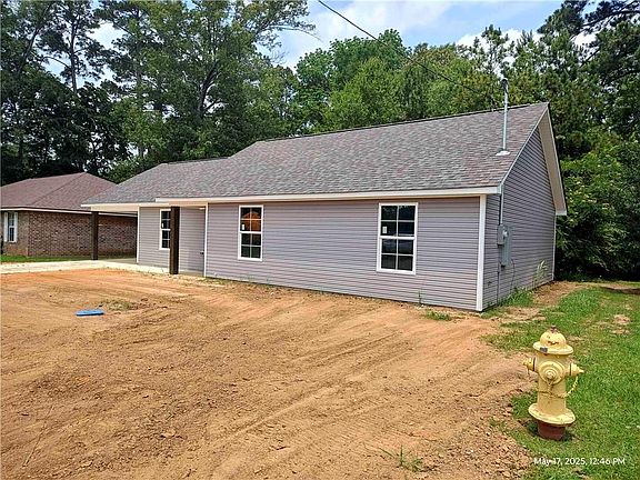 2nd image of 1206 Highland Park Dr
