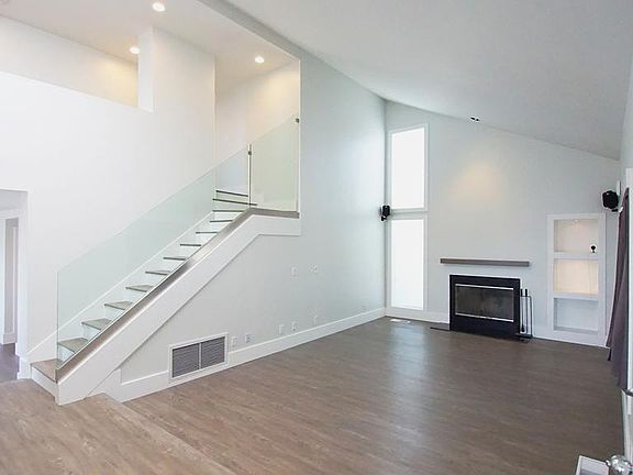 2nd image of 2724 Angelo Dr