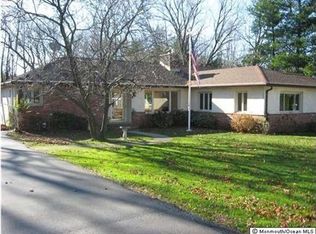 12 Clarissa Dr, Middletown, NJ 07748