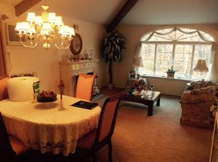 1394 Victory Blvd, Staten Island, NY 10301
