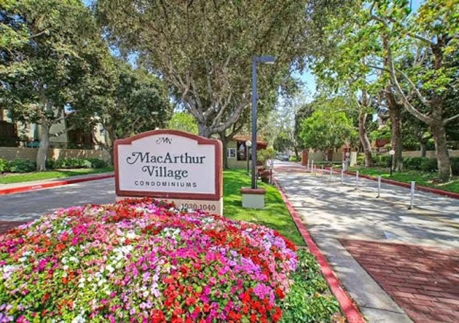 Move In Promo: 1040 W Macarthur Blvd #45, Santa Ana: Charming 1 Bed 1 Bath Condo With Community A... — Photo 3