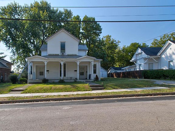 2nd image of 112 Clay St