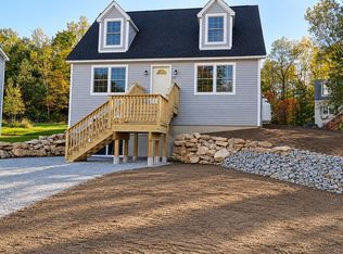 319 Chester Knoll Dr, Bennington, VT 05201