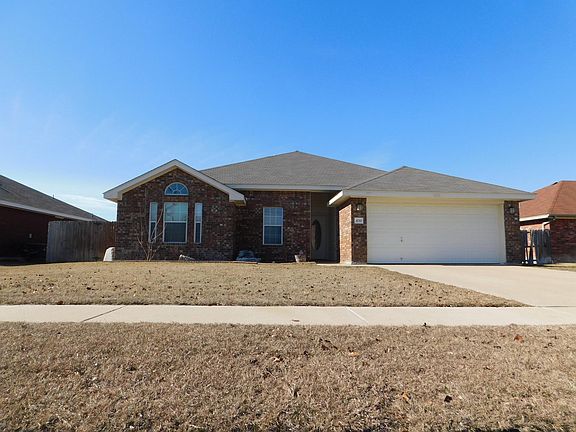 3rd image of 4710 Shumard Dr