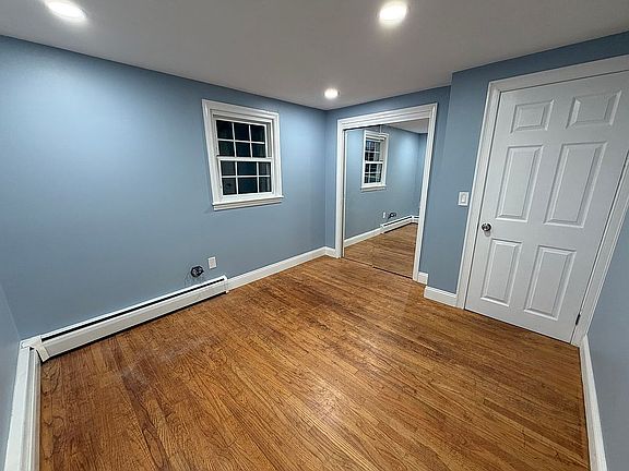 2nd image of 40 Colony Dr