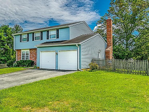 2nd image of 9407 Farmingdale Ave