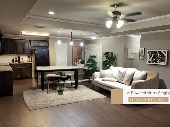 165 Oakview Ct, Longview, TX 75605