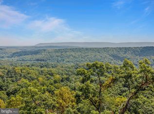 R5 Bobcat Dr, Berkeley Springs, WV 25411