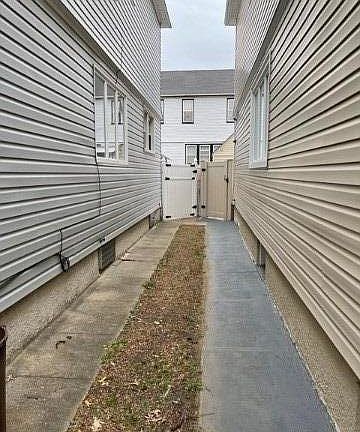 2nd image of 11215 109th Ave