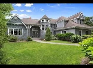 18 Long Hill Rd, East Hampton, NY 11937