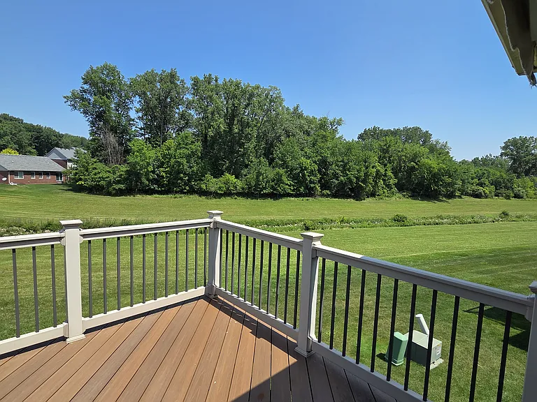 29463 Woodpark Cir — Photo 10