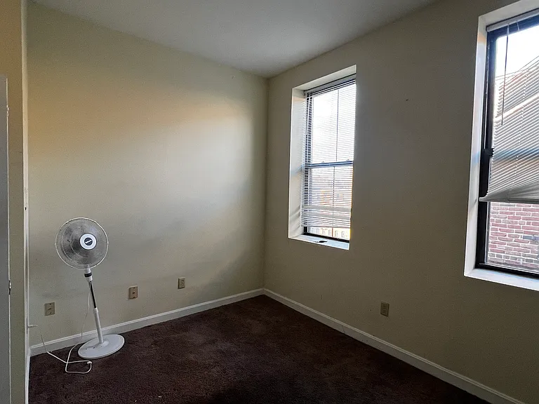 67 Washington Street Apartments — Photo 5