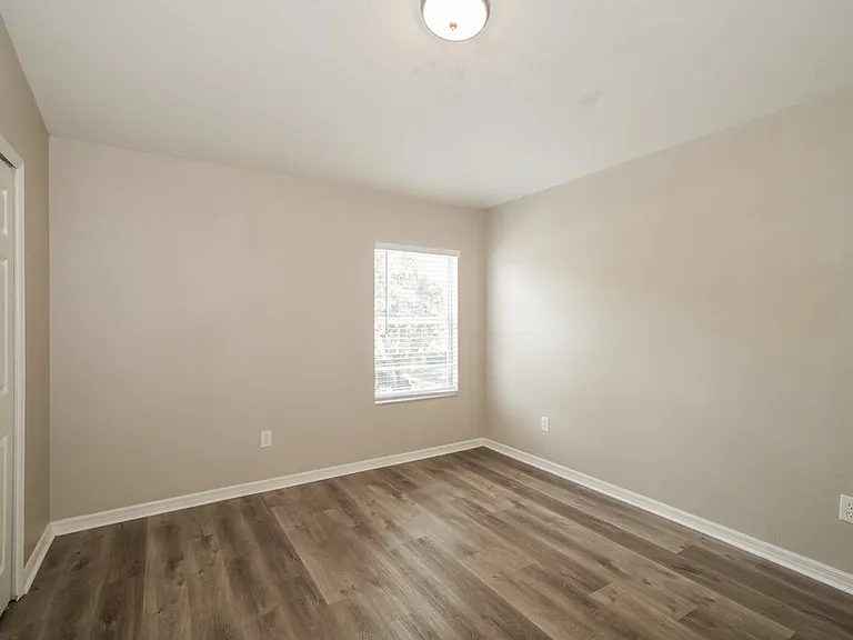 10430 Blackmore Dr — Photo 13