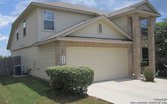 4th image of 926 Pelicans Way