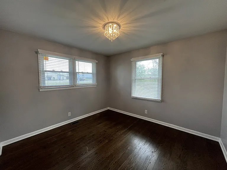 2950 Ashland City Rd — Photo 10
