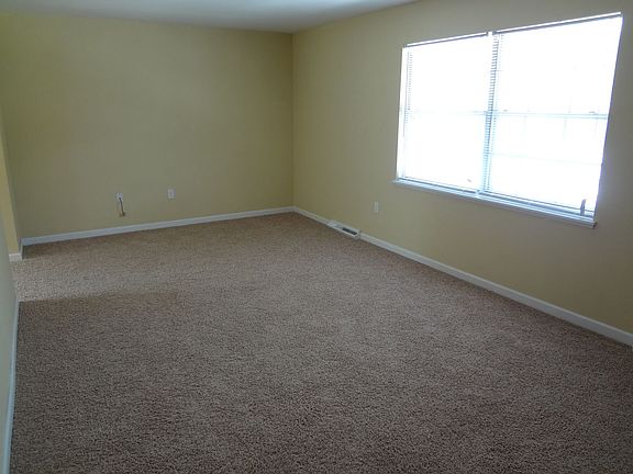 3rd image of 505-507 Brewer Dr #505
