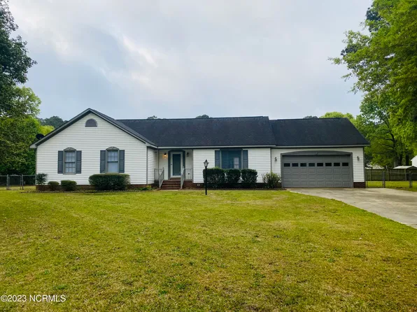 102 Walden Place, La Grange, NC 28551