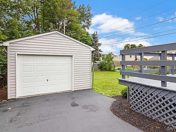 4th image of 181 Autumnwood Dr