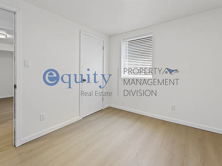 8894 S 540 E — Photo 20