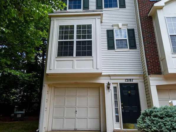12187 Caithness Cir, Bristow, VA 20136