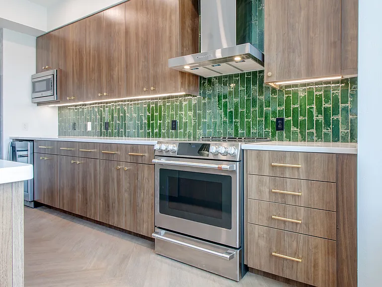410 W University Ave #302 — Photo 15
