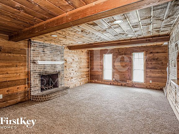 3rd image of 6080 Selkirk Dr
