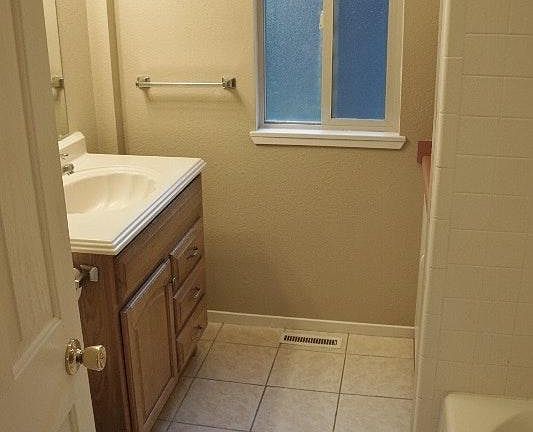 4th image of 3080 Argonaut Ave #A
