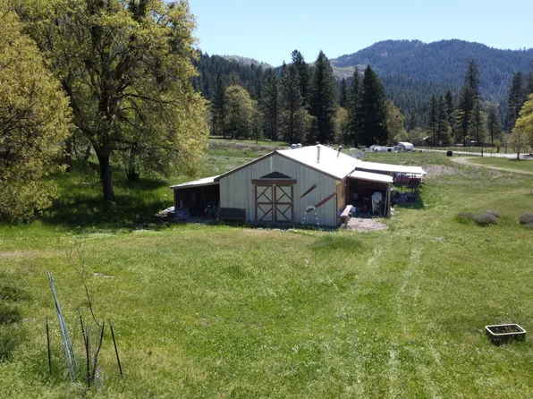 2761 Van Duzen Rd, Mad River, CA 95526
